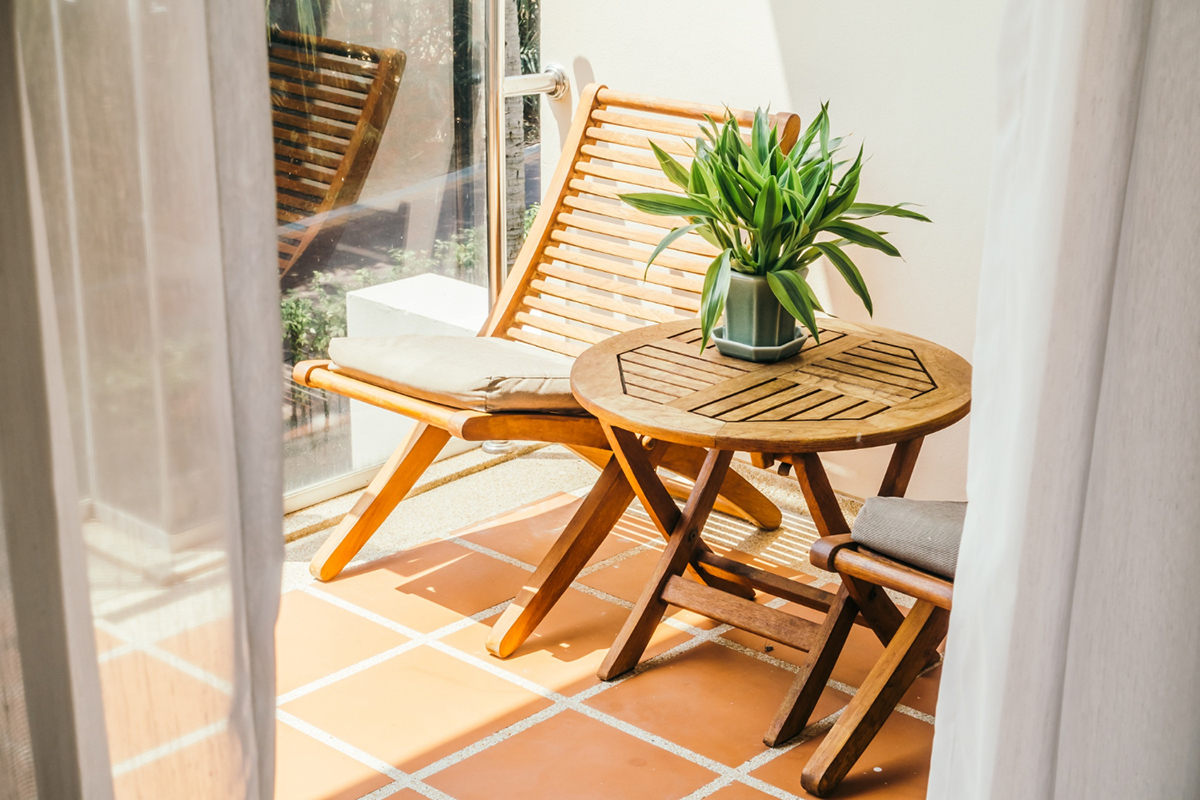 Decoration Ideas for Your Small Apartment Balcony