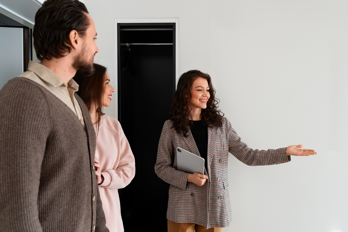 Apartment Hunting? Here's A Rental Viewing Checklist