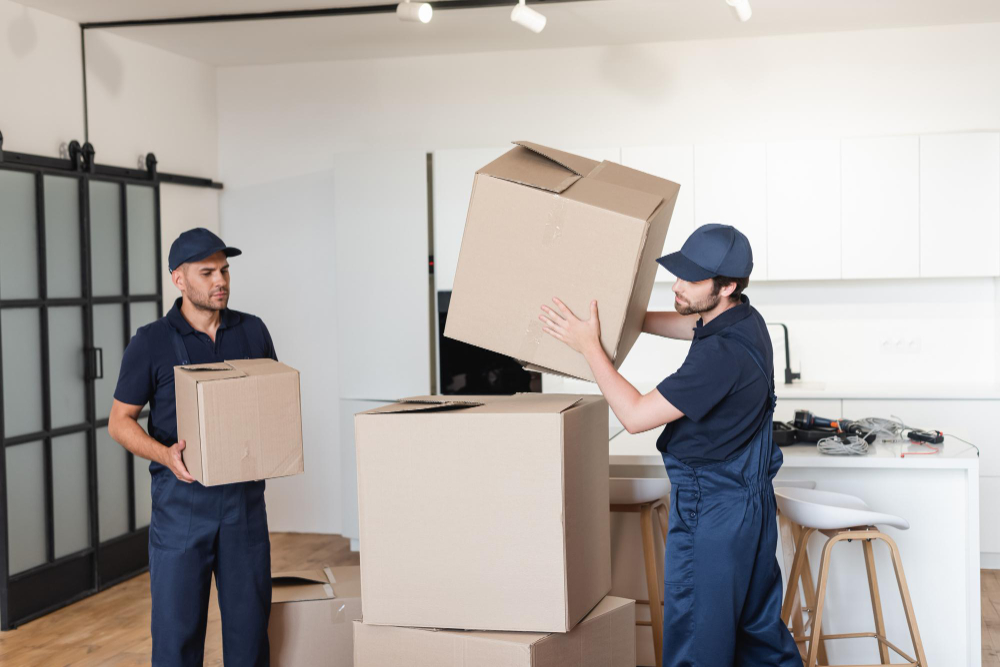 Hiring Professional Movers: The Smart Way to Move Apartments