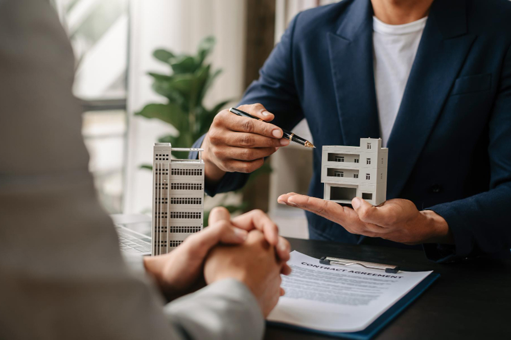 Choosing the Right Leasing Option