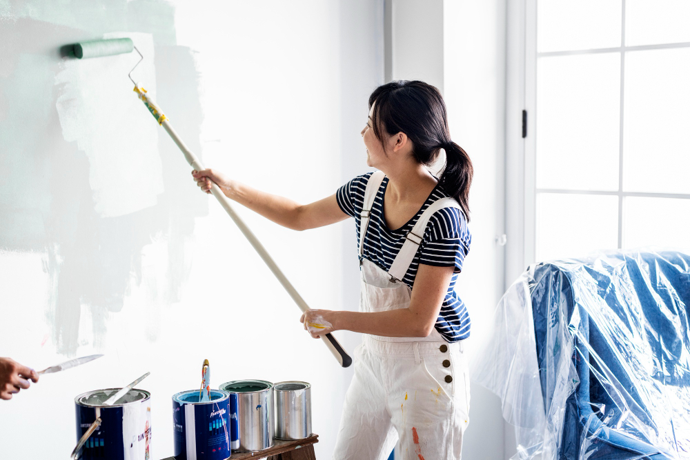 Smart Color Schemes That Transform Small Apartment Spaces