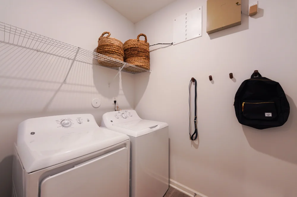 Oasis at Heritage Apartment Laundry Room
